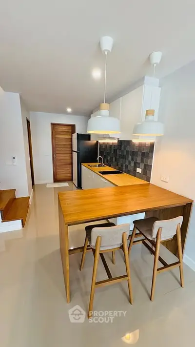 image_rental-27355220