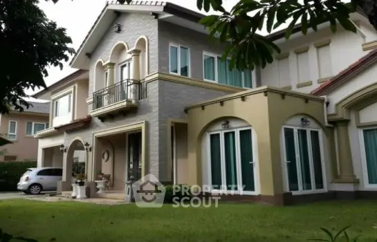 image_rental-6592372