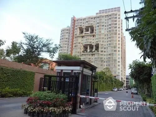  1 Bedroom Condo at Centric Scene Ratchavipha-1