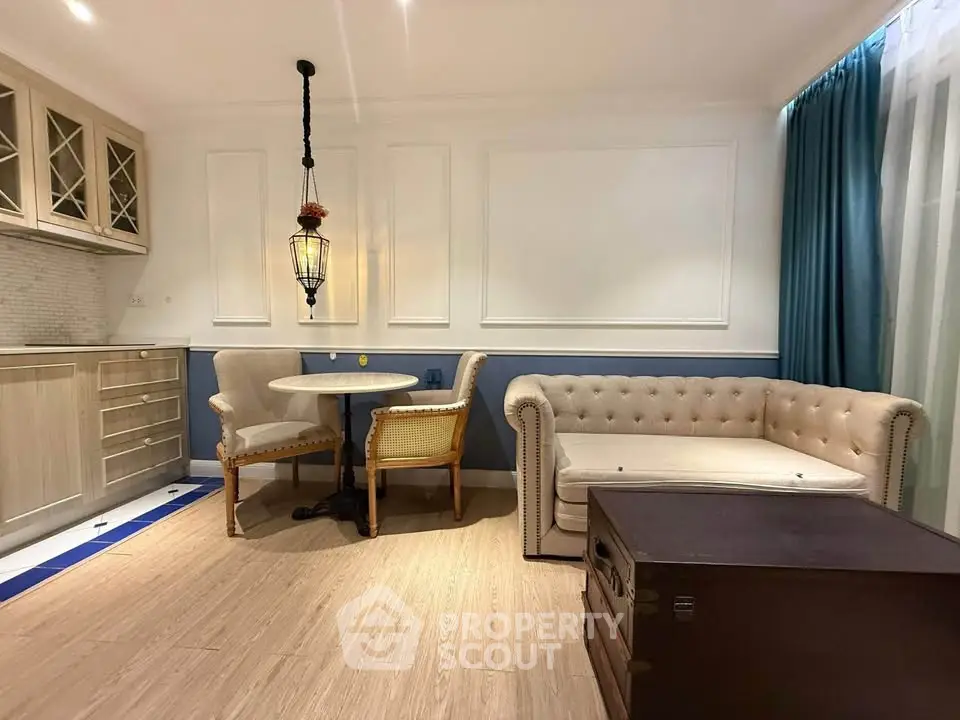 Charming living room with elegant furniture and stylish decor