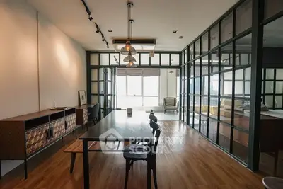 Fully Furnished 1 Bedroom Condo at Baan Sathorn Chaopraya-3