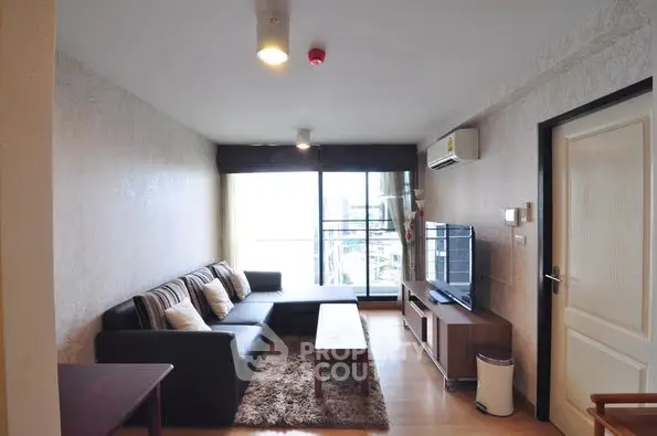 Fully Furnished 1 Bedroom Condo at Bangkok Feliz Sukhumvit 69-1