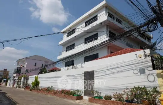 image_rental-11613813