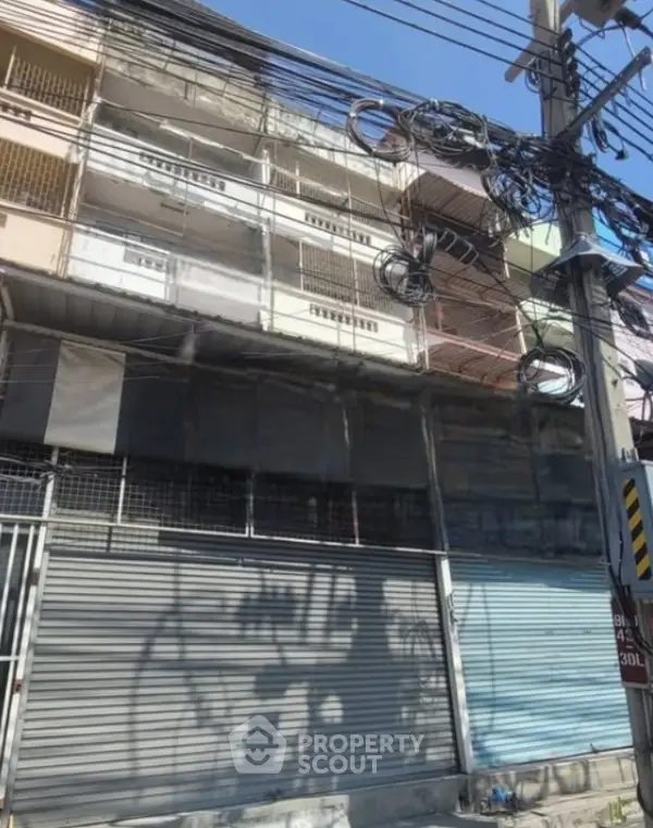 image_rental-31492382