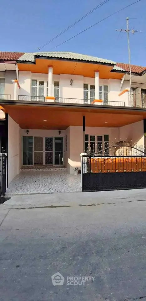 image_rental-12061193