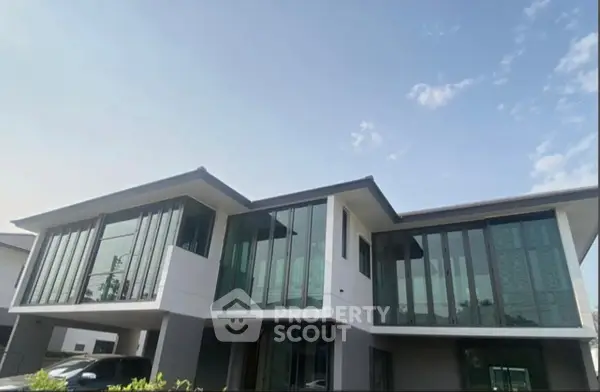 image_rental-31500846