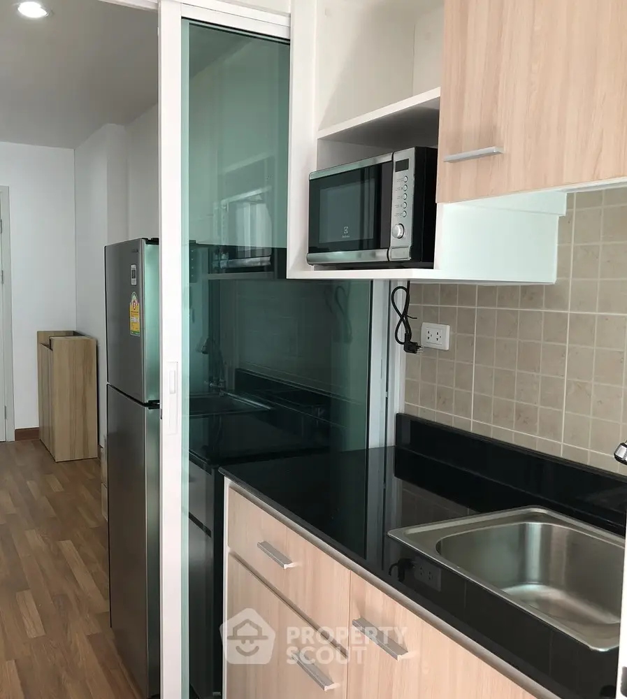  1 Bedroom Condo at Regent Home Sukhumvit 81-1