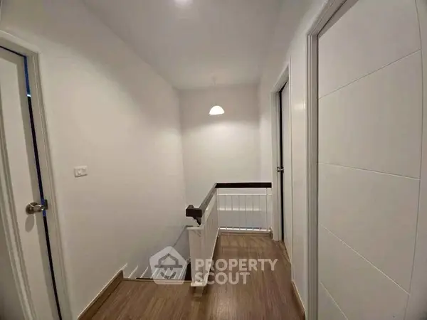 image_rental-29623797