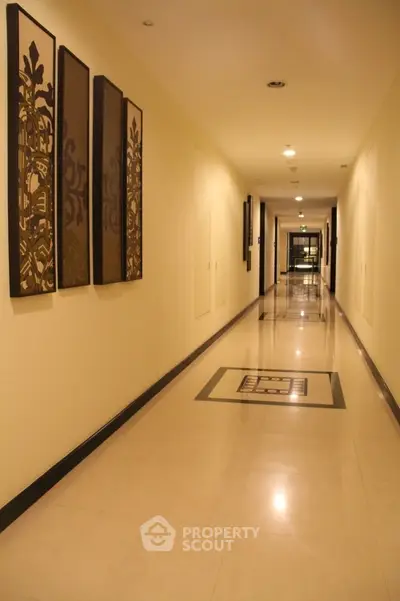  1 Bedroom Condo at The Address Chidlom-2