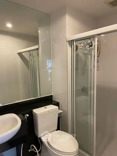 Fully Furnished 2 Bedrooms Apartment at The Parkland Taksin Thapa-2