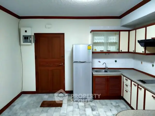 image_rental-7451659