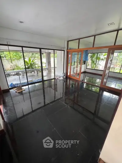 6f0cb5a883bb5833e1050ee624f5b8ac-Photoroom (1).png