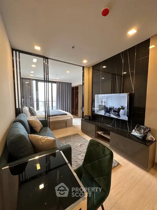 image_rental-29779980