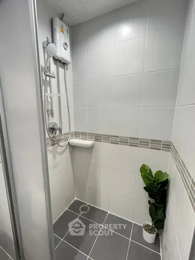 20608e780c6bccf91203e4a7ceeb8c82 (1).jpg