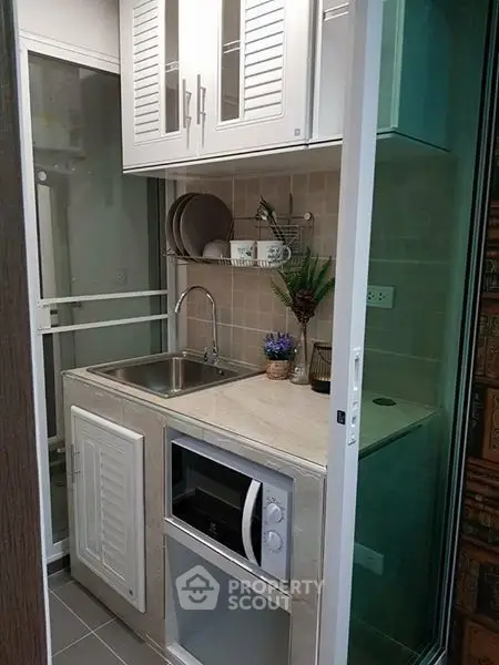  1 Bedroom Condo at Regent Home Sukhumvit 81-1