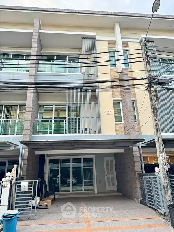 image_rental-30010535