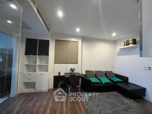 image_rental-29041108