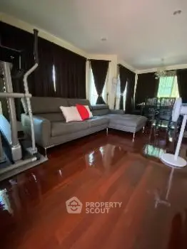 image_rental-21525863