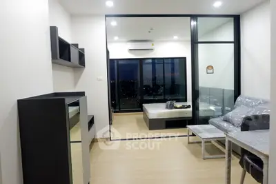  1 Bedroom Condo at Supalai Loft Yaek Fai Chai Station-5
