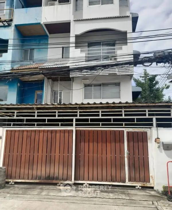 image_rental-30821364