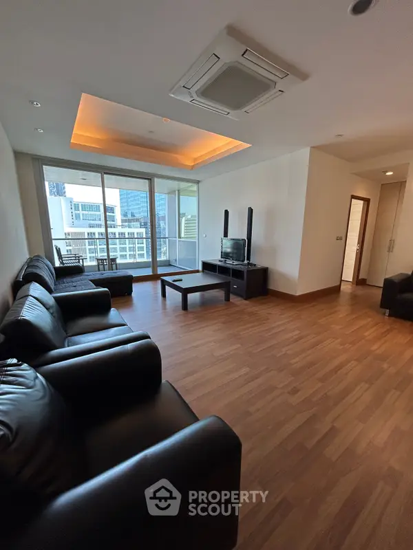 image_rental-28772354