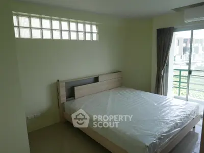 2 Bedrooms Condo at The Waterford Rama 4-2