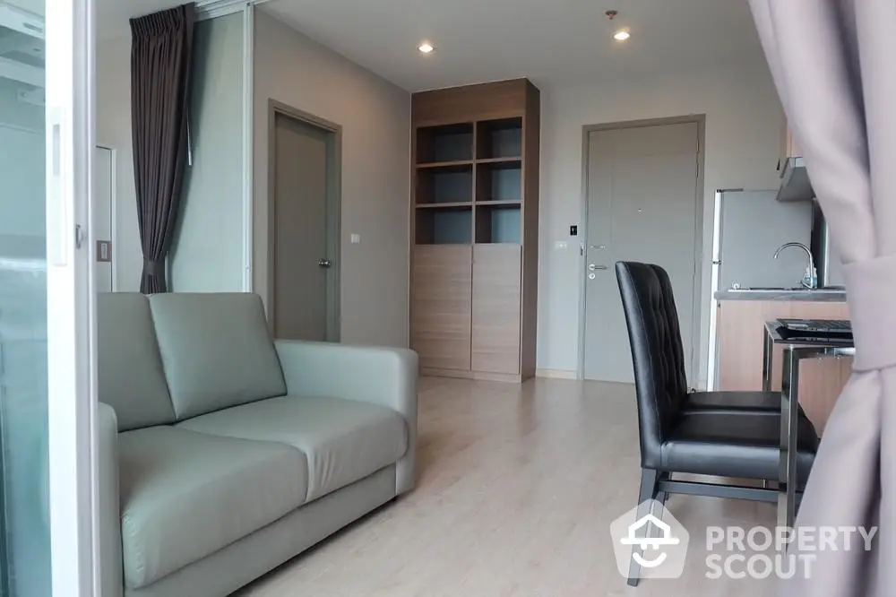  1 Bedroom Condo at The Tempo Grand Wutthakat-1