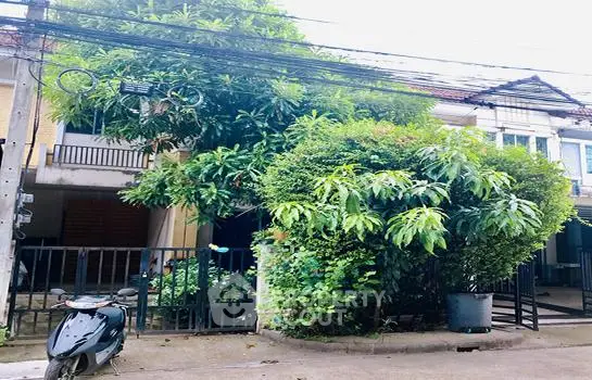 image_rental-13014978