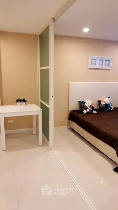  1 Bedroom Condo at Elements Srinakarin-5