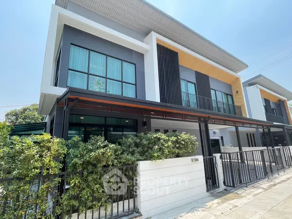 image_rental-11155603