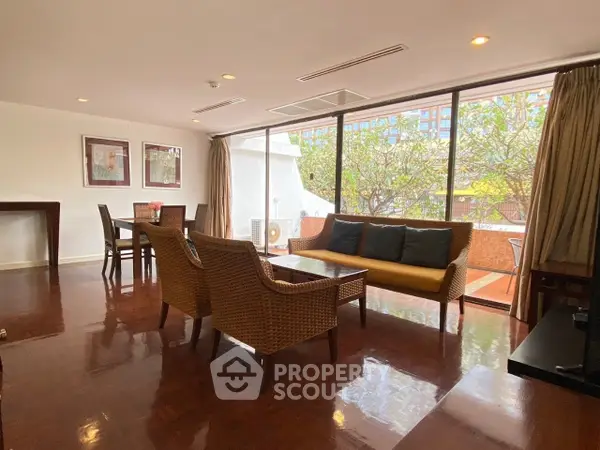 image_rental-10250333