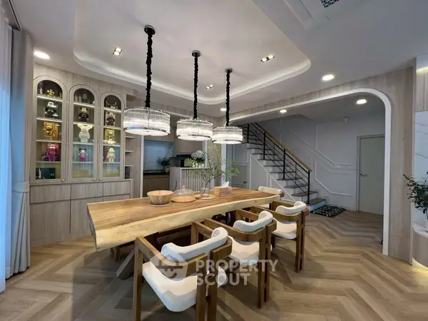 image_rental-26515945