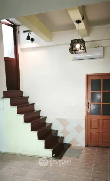 image_rental-31293071