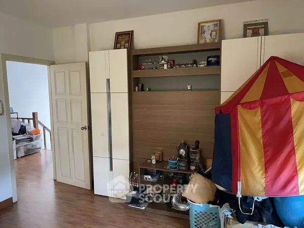 image_rental-11328687