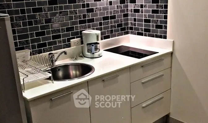  1 Bedroom Condo at The Prime 11 Sukhumvit Condominium-1