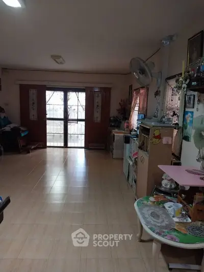 image_rental-27214575