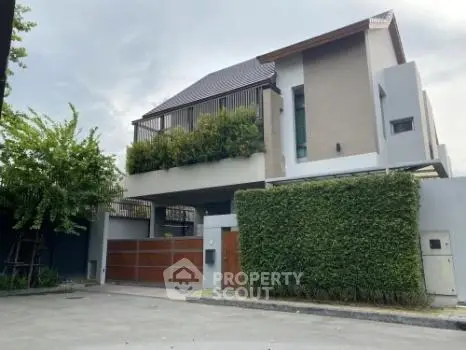 image_rental-6755319