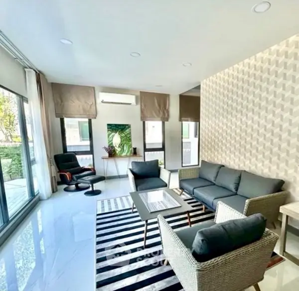 image_rental-30917566