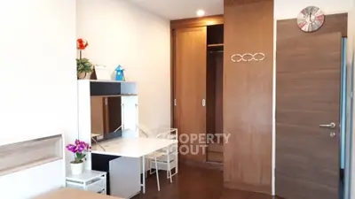  1 Bedroom Condo -2