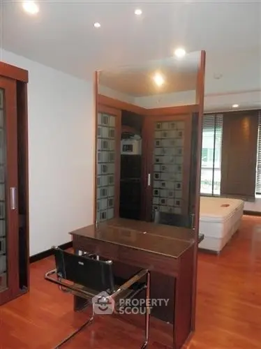  2 Bedrooms Condo at Avenue 61 Condominium-4