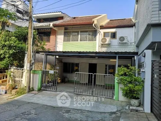 image_rental-21830423