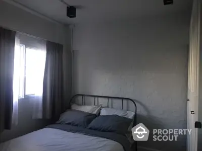  2 Bedrooms Condo at Pathumwan Place Condominium-2