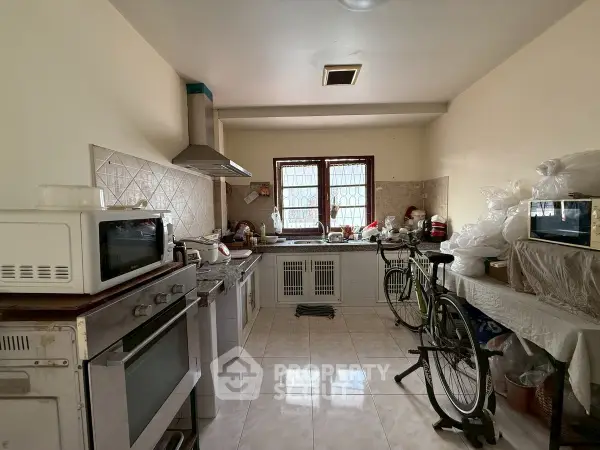 image_rental-27707983