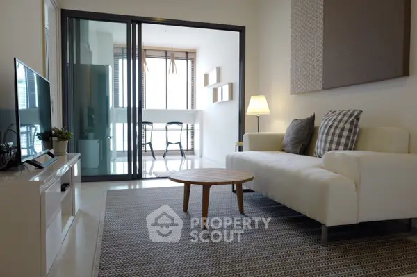 image_rental-5263430