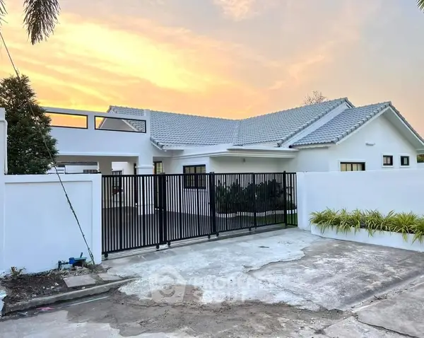 image_rental-10824742