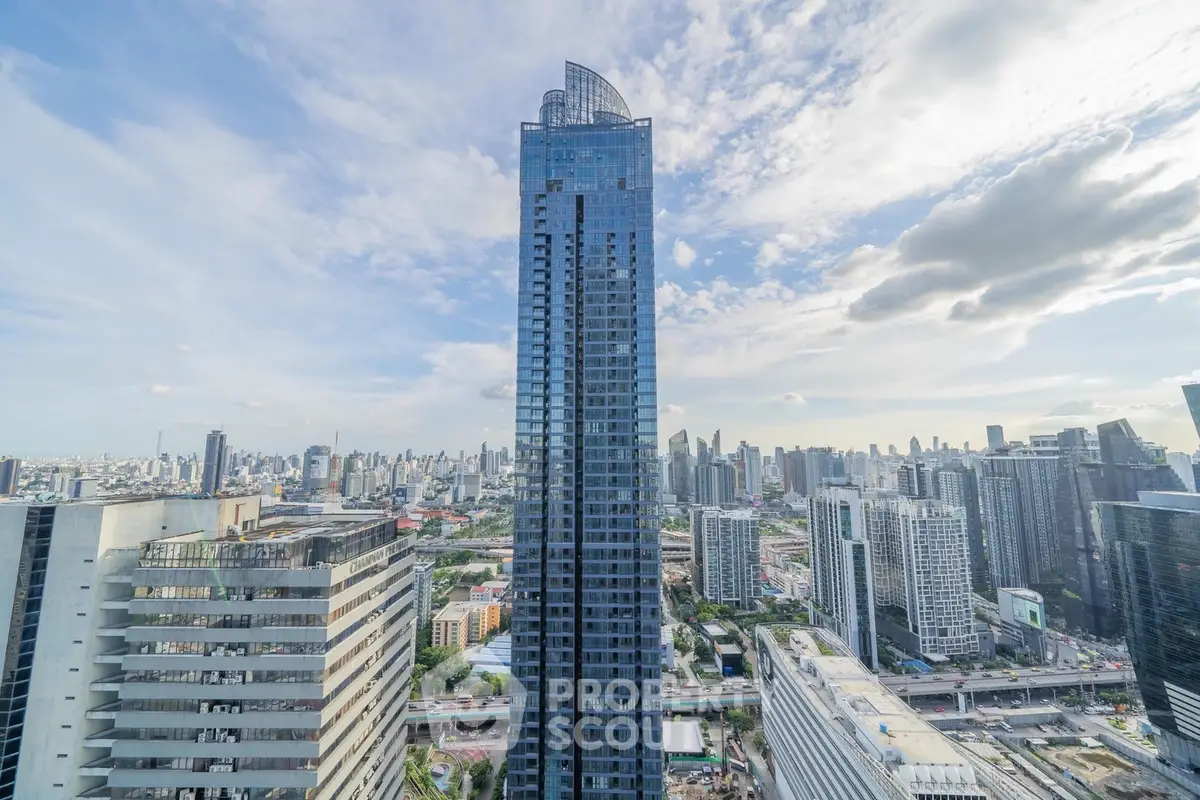 Stunning cityscape view with modern skyscraper and expansive skyline.