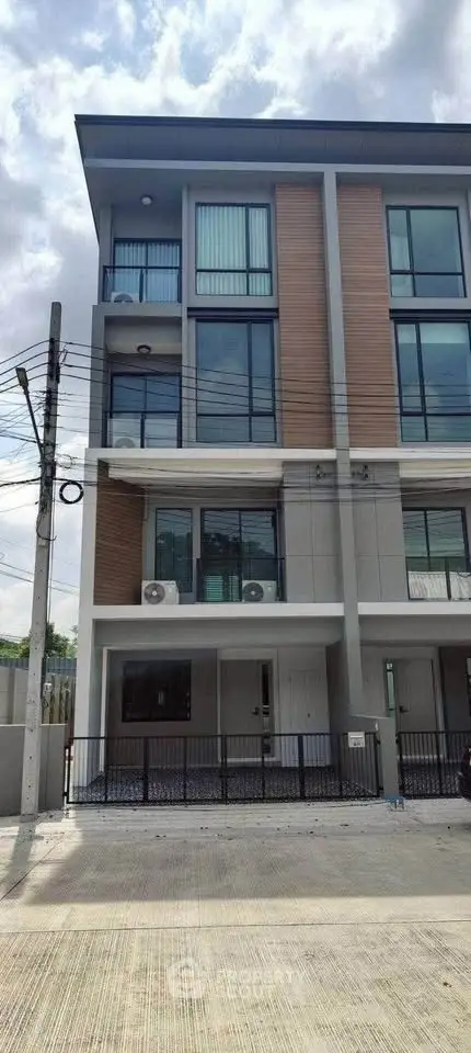 image_rental-27185276