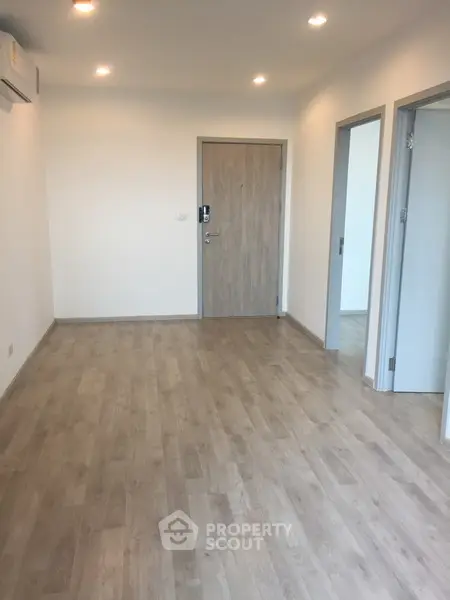 2 Bedrooms Condo at Ideo Mobi Charan Interchange-4