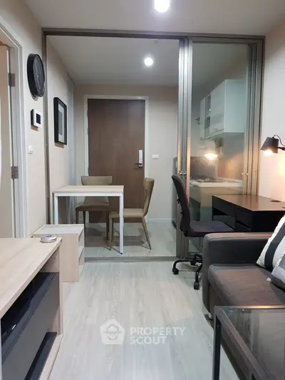  1 Bedroom Condo at The Privacy Ratchada Sutthisan-4