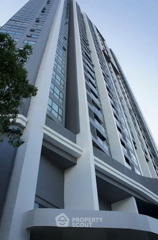 Screenshot 2569-03-20 at 18.05.06.jpg